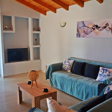 Tsaki Seaview Apartment Benitses  Exterior photo