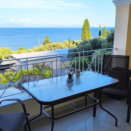 Tsaki Seaview Apartment Benitses  Exterior photo