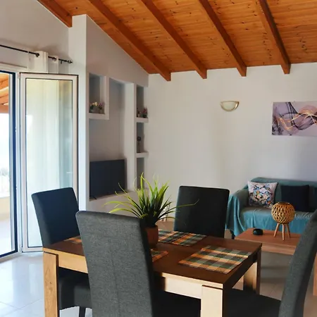 Tsaki Seaview Apartment Benitses  Exterior photo